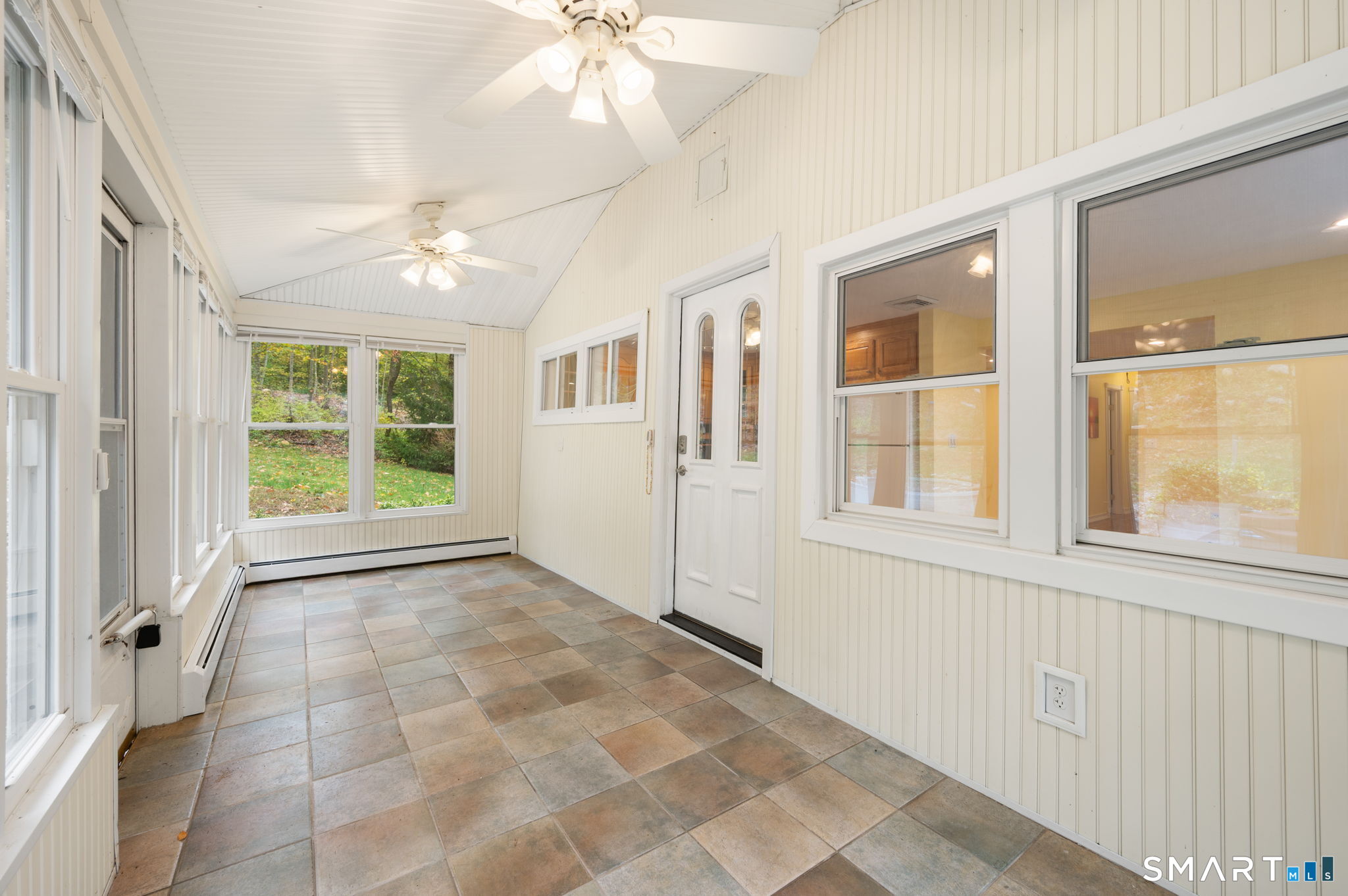 87 B Cottage Road Montville, CT 06370 - Photo 6 of 35