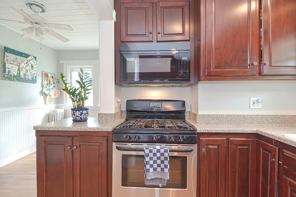 10 Riverside Place Walpole, MA 02081 - Photo 13 of 38 Gallery Image 13