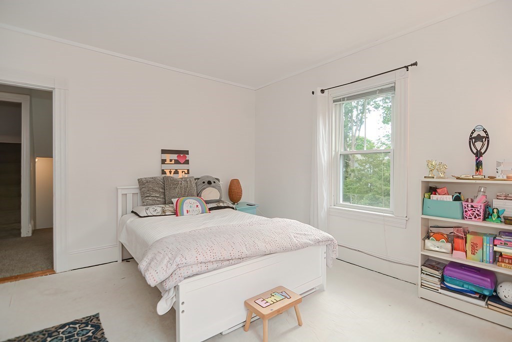 10 Riverside Place Walpole, MA 02081 - Photo 18 of 38 Gallery Image 18