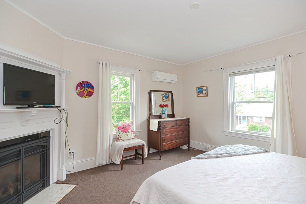 10 Riverside Place Walpole, MA 02081 - Photo 24 of 38 Gallery Image 24