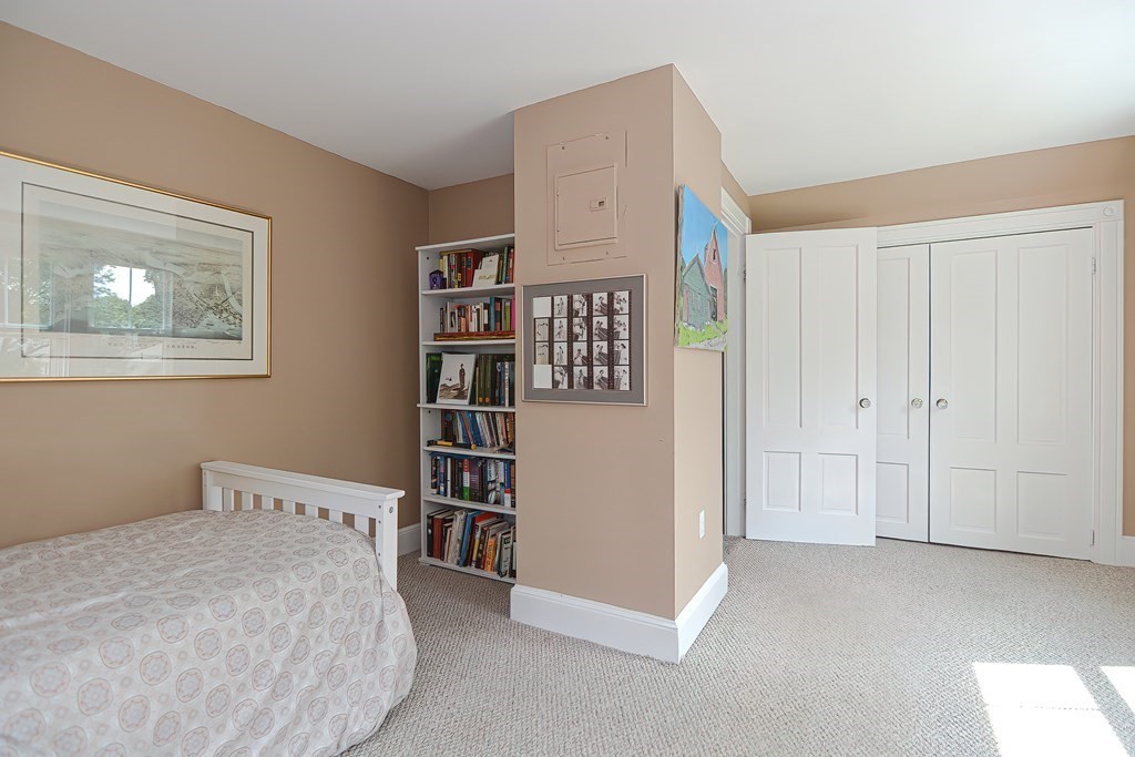 10 Riverside Place Walpole, MA 02081 - Photo 35 of 38 Gallery Image 35