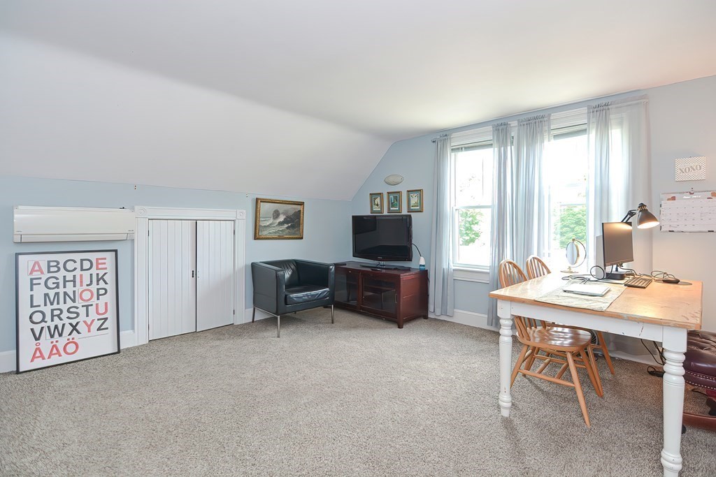 10 Riverside Place Walpole, MA 02081 - Photo 36 of 38 Gallery Image 36