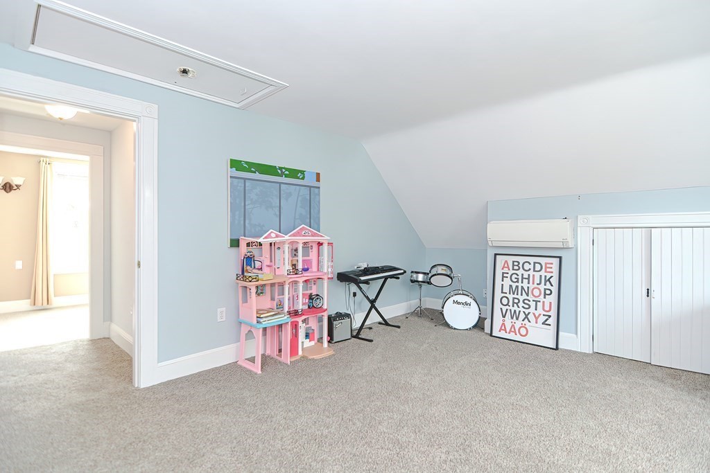 10 Riverside Place Walpole, MA 02081 - Photo 38 of 38 Gallery Image 38