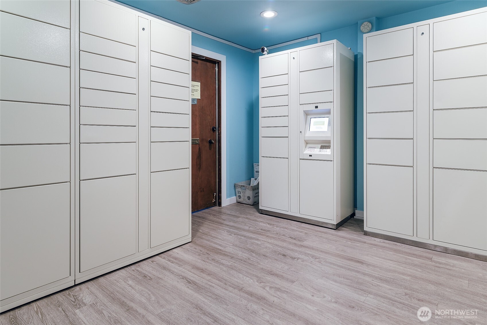 7001 Sand Point Way Northeast, Unit C308 Seattle, WA 98115 - Photo 34 of 40