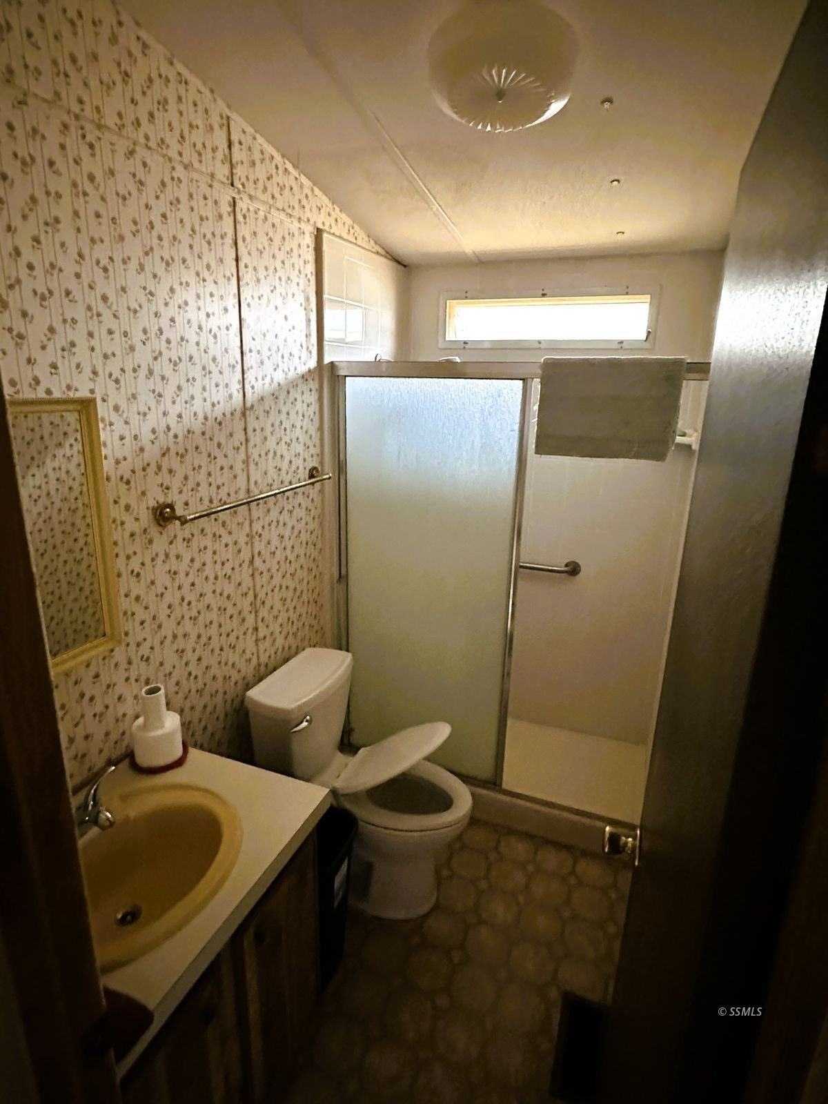 4220 Brooks Road Weldon, CA 93283 - Photo 11 of 16 Gallery Image 11
