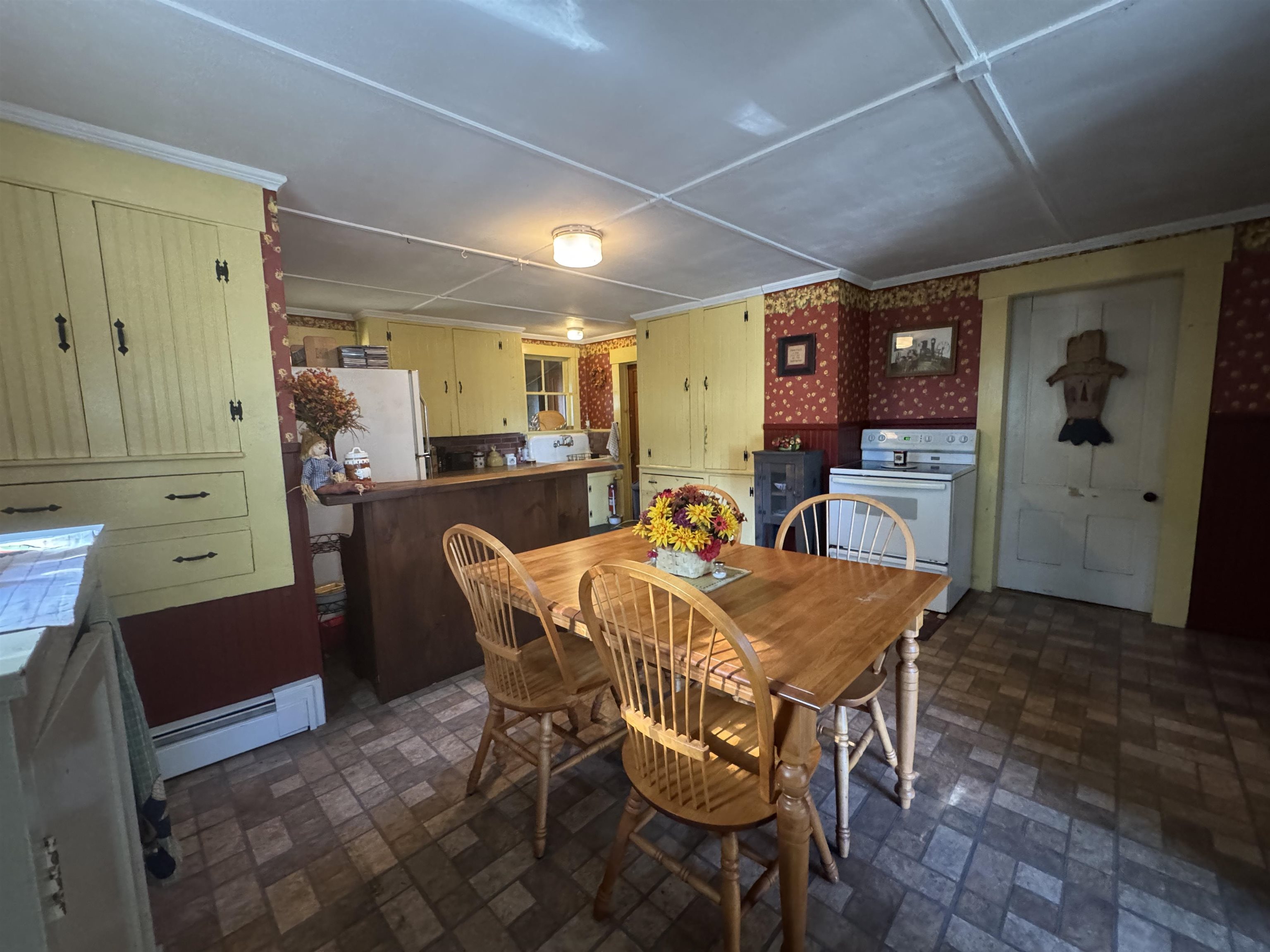 83 Rumford Street Concord, NH 03301 - Photo 10 of 17