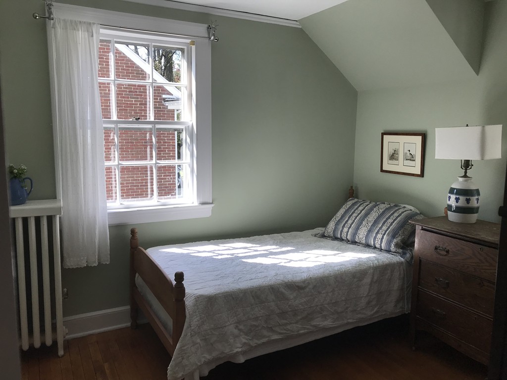 42 Holman Road Newton, MA 02466 - Photo 14 of 17 Gallery Image 14