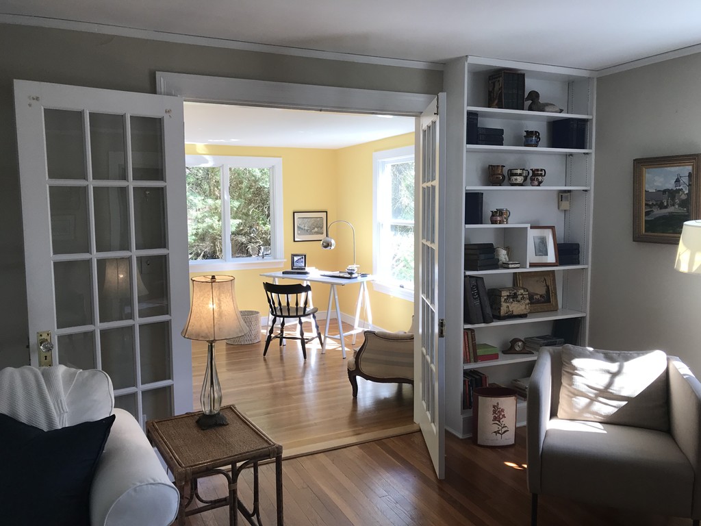 42 Holman Road Newton, MA 02466 - Photo 7 of 17 Gallery Image 7