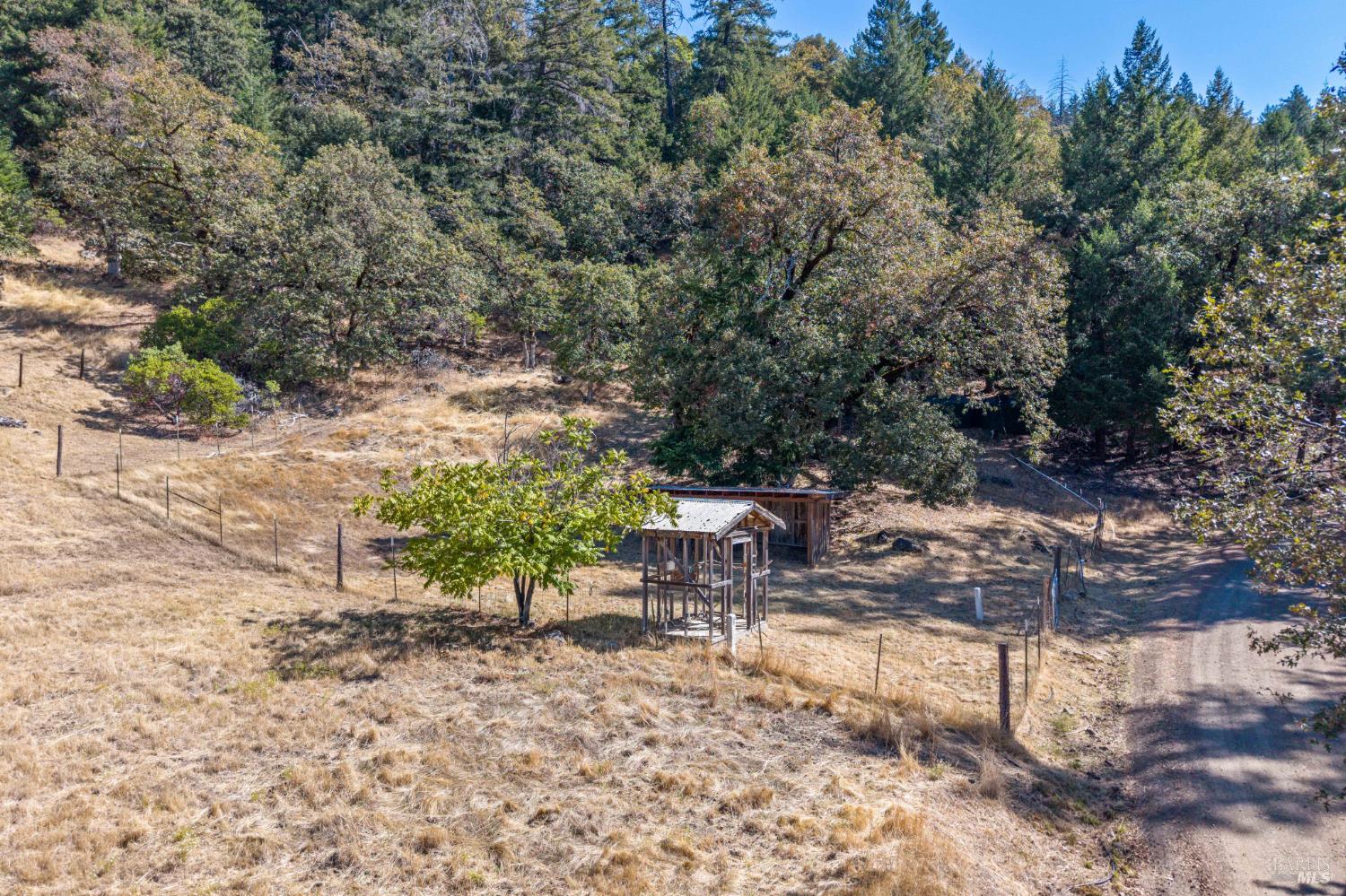 55940 Crest View Road Laytonville, CA 95454 - Photo 16 of 28 Gallery Image 16