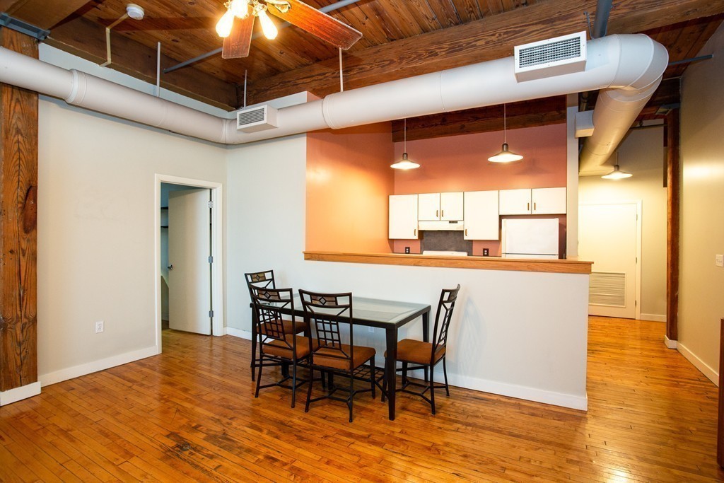158-166 Chestnut Street, Unit 2F Springfield, MA 01103 - Photo 8 of 27