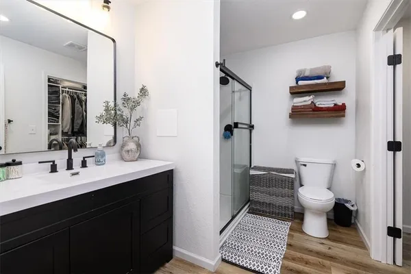 $360,000 | 34287 167th Street, Leavenworth, KS 66048