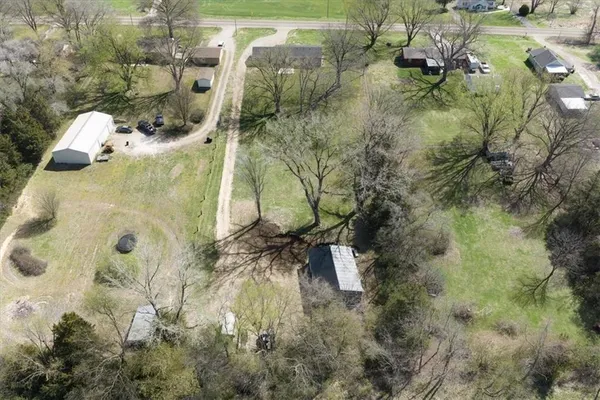 $360,000 | 34287 167th Street, Leavenworth, KS 66048