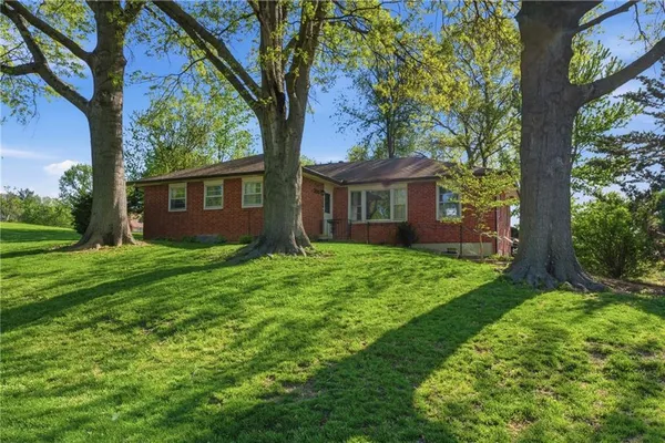 $334,900 | 700 Hillcrest Road, Farley, MO 64028