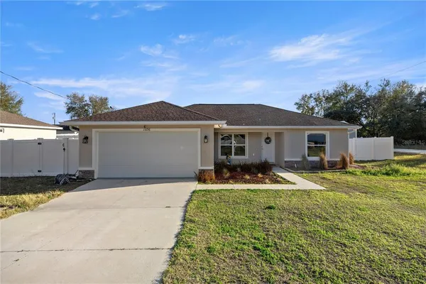 $1,800 | 13196 Southwest 106th Street, Dunnellon, FL 34432