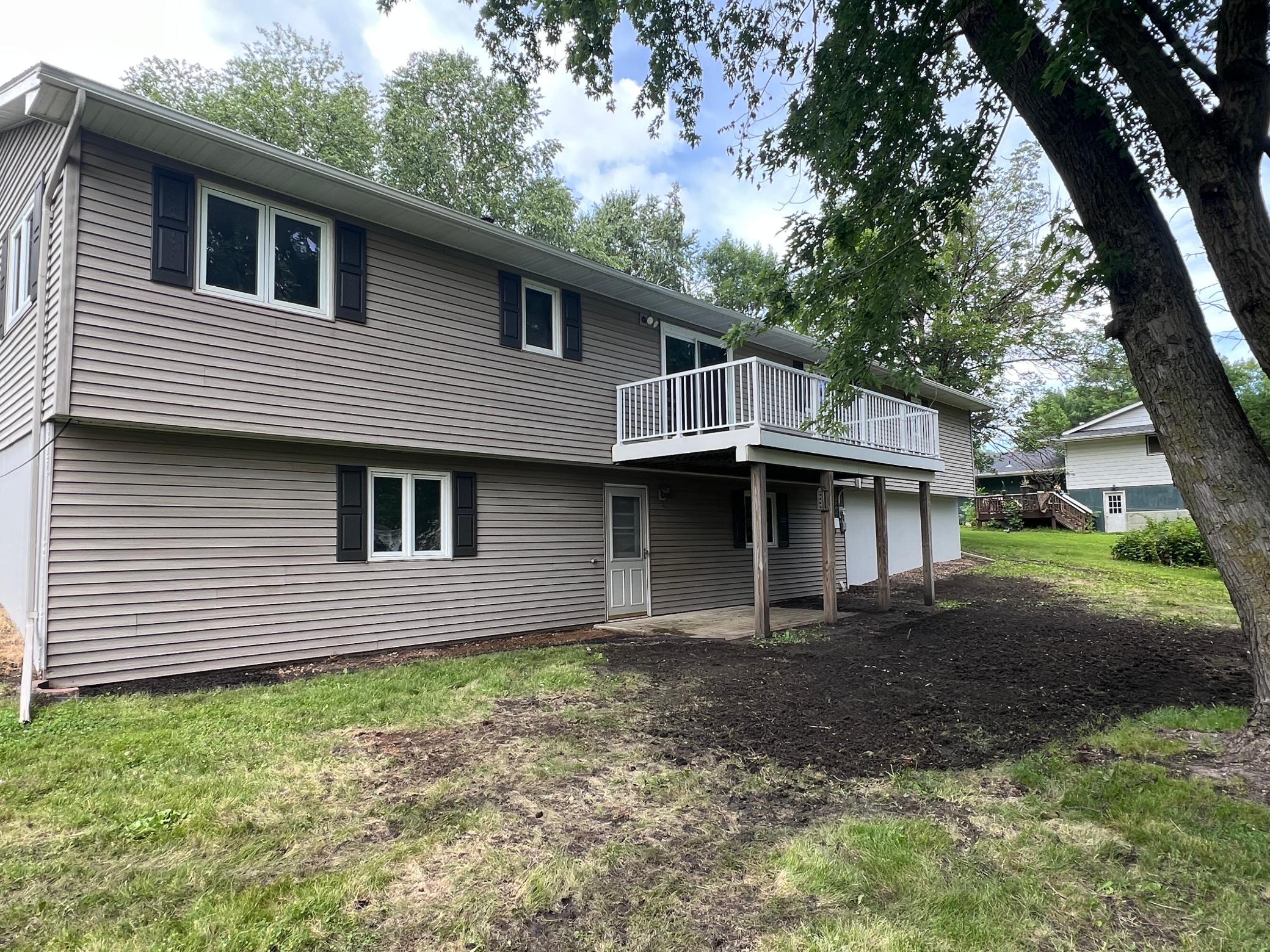 703 3rd Street South Ellendale, MN 56026 - Photo 8 of 37