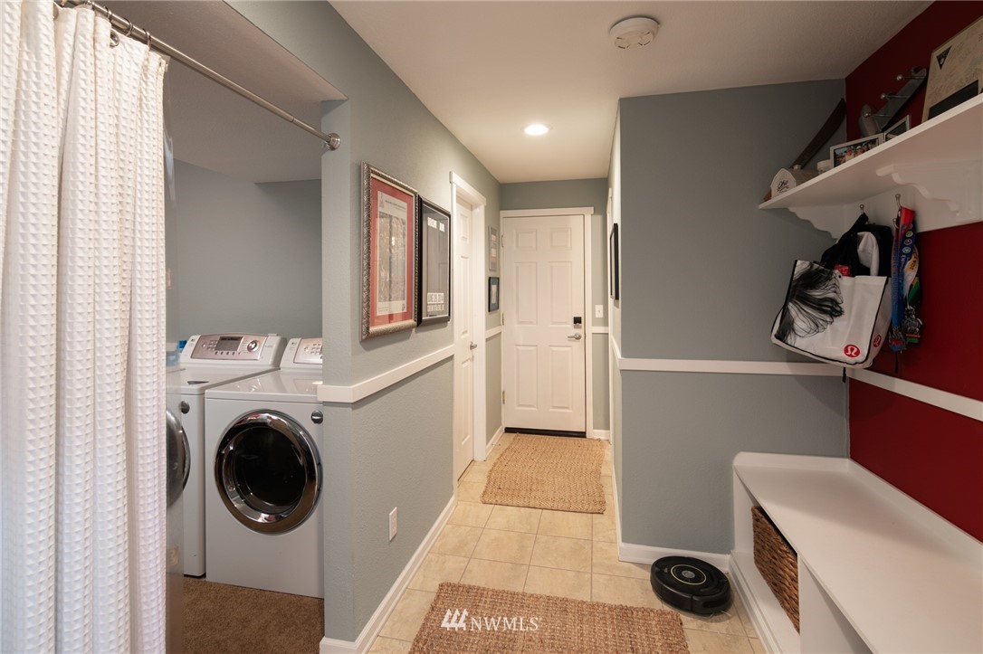 8206 211th Place Southwest Edmonds, WA 98026 - Photo 22 of 25 Gallery Image 22