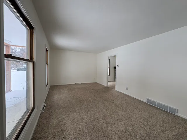 $399,900 | 1659 Chateau Drive Southwest, Wyoming, MI 49519