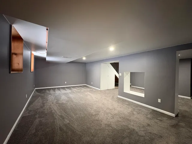 $399,900 | 1659 Chateau Drive Southwest, Wyoming, MI 49519