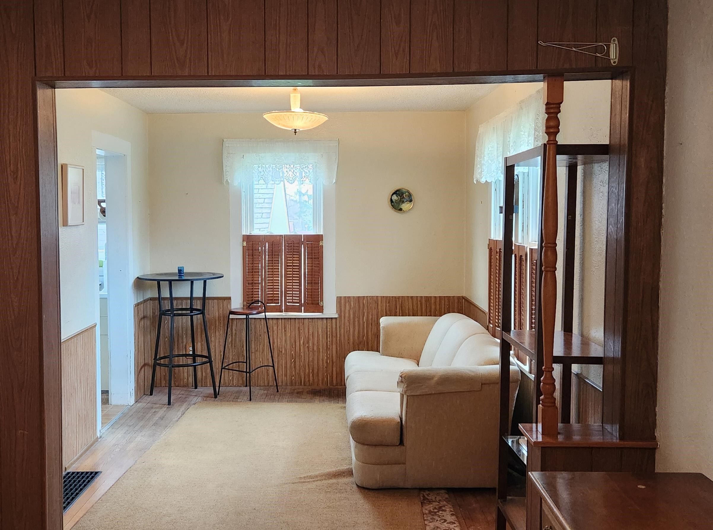 215 West Pleasant Street Angola, IN 46703 - Photo 6 of 22