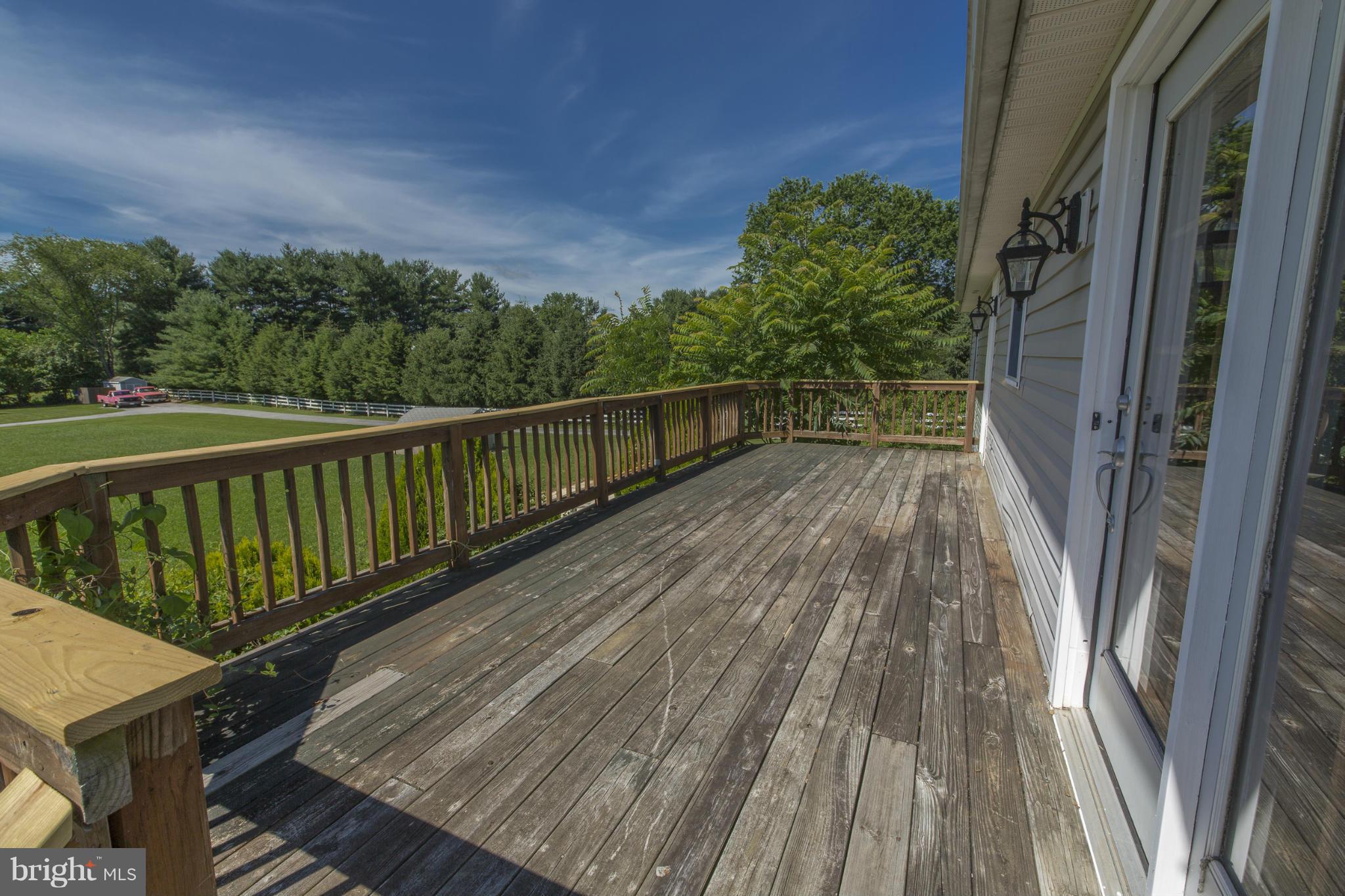 16921 Spielman Road Fairplay, MD 21733 - Photo 7 of 30 Rear deck