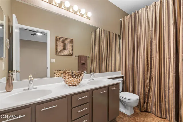 $2,650 | 18416 North 46th Place, Phoenix, AZ 85032