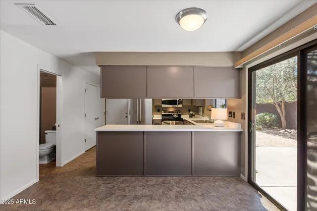 $2,650 | 18416 North 46th Place, Phoenix, AZ 85032