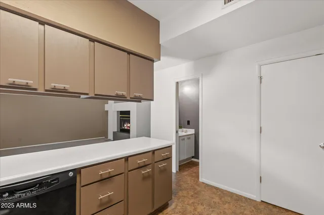 $2,650 | 18416 North 46th Place, Phoenix, AZ 85032