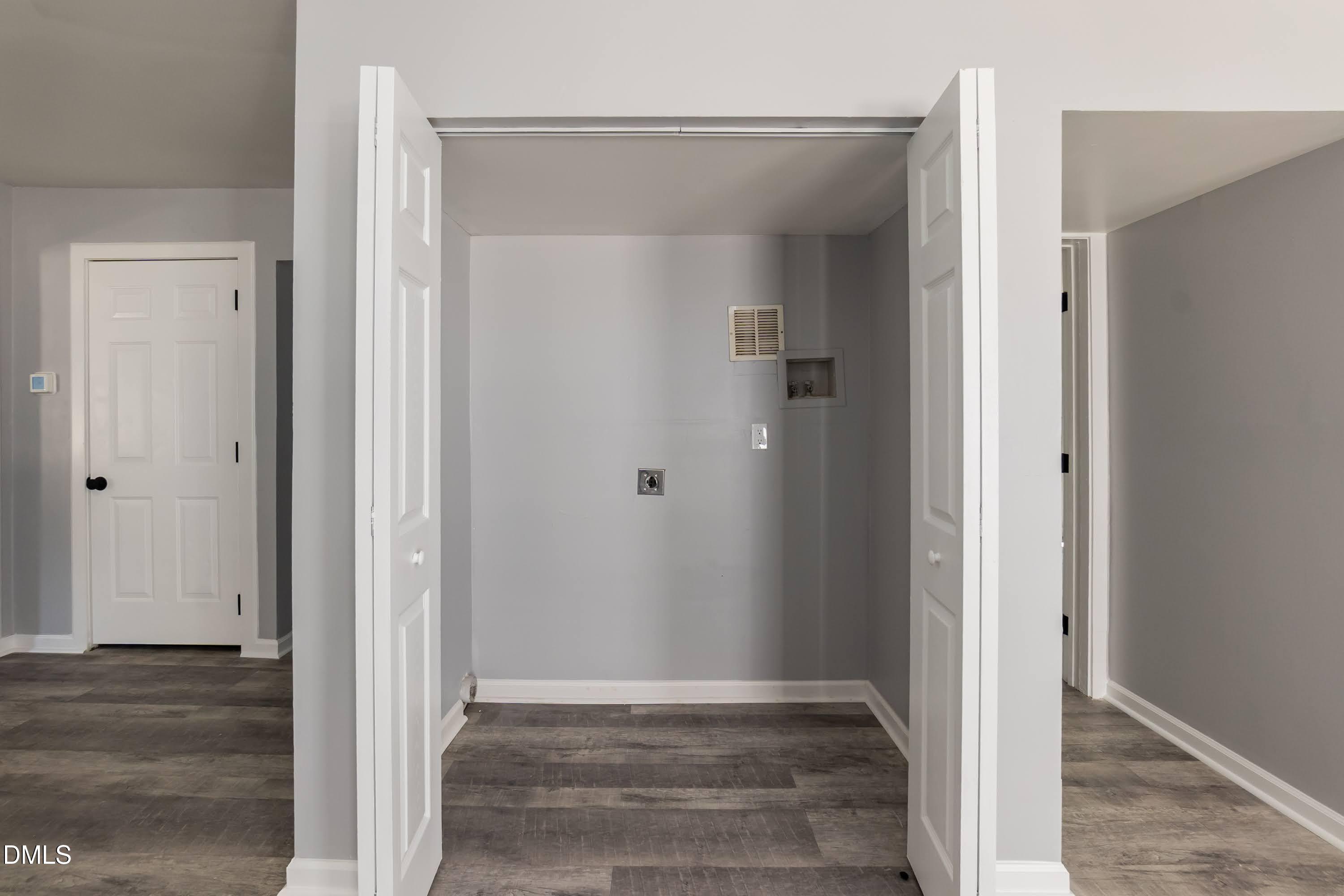 720 South State Street Raleigh, NC 27601 - Photo 24 of 29 Laundry 01