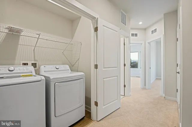 $3,800 | 2172 Glacier Road, Herndon, VA 20170