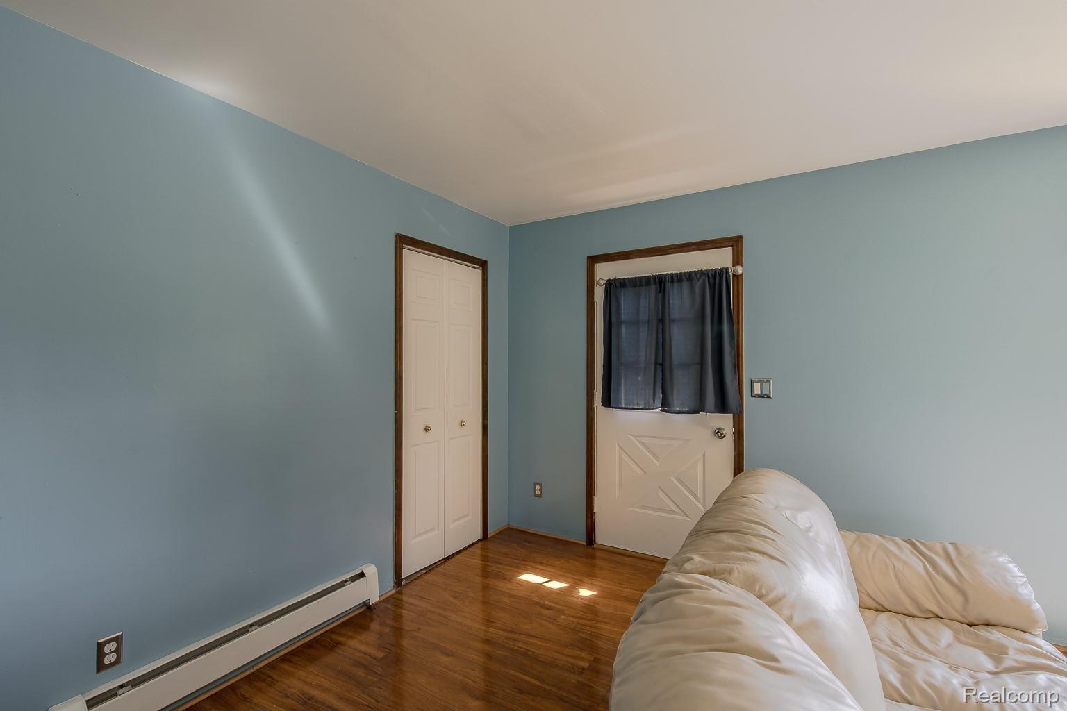 9635 South Ortonville Road Clarkston, MI 48348 - Photo 5 of 28