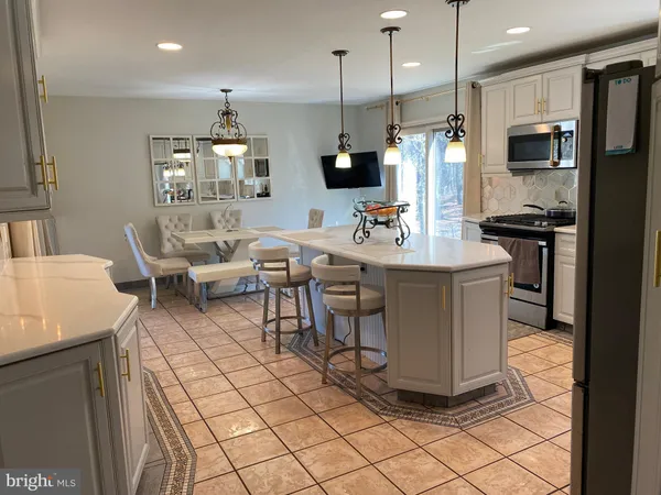 $829,000 | 40 Chippenham Drive, Voorhees, NJ 08043