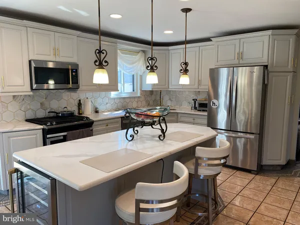 $829,000 | 40 Chippenham Drive, Voorhees, NJ 08043