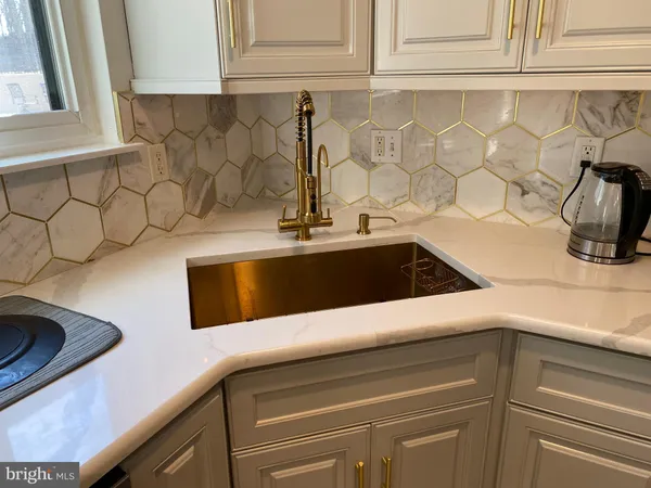 $829,000 | 40 Chippenham Drive, Voorhees, NJ 08043