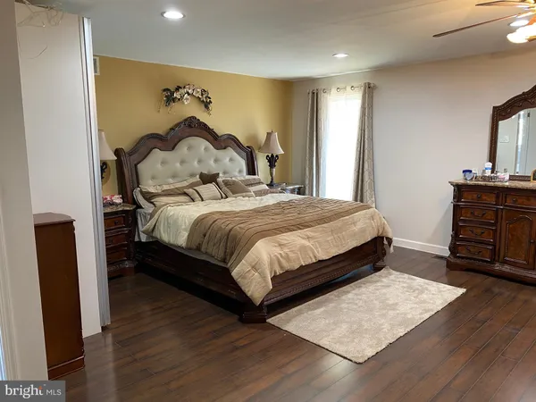 $829,000 | 40 Chippenham Drive, Voorhees, NJ 08043