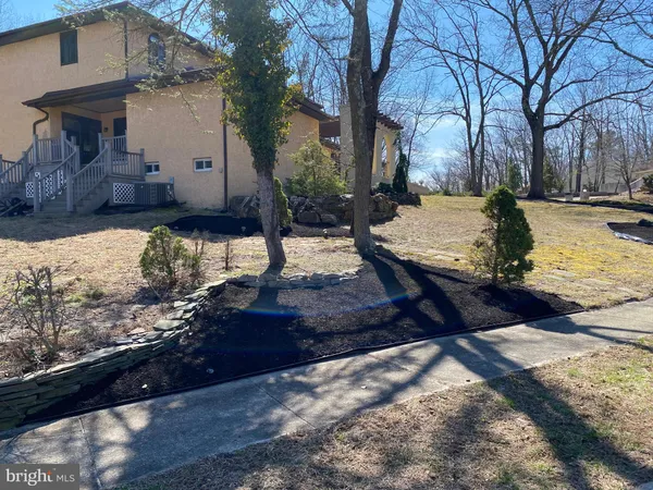 $829,000 | 40 Chippenham Drive, Voorhees, NJ 08043