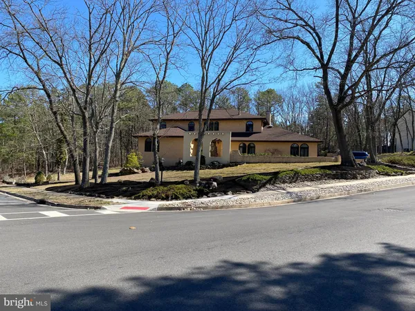 $829,000 | 40 Chippenham Drive, Voorhees, NJ 08043