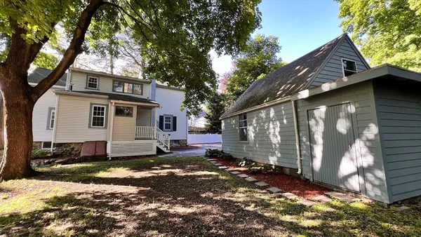$1,088,000 | 6 Oakland Circle, Wellesley, MA 02481