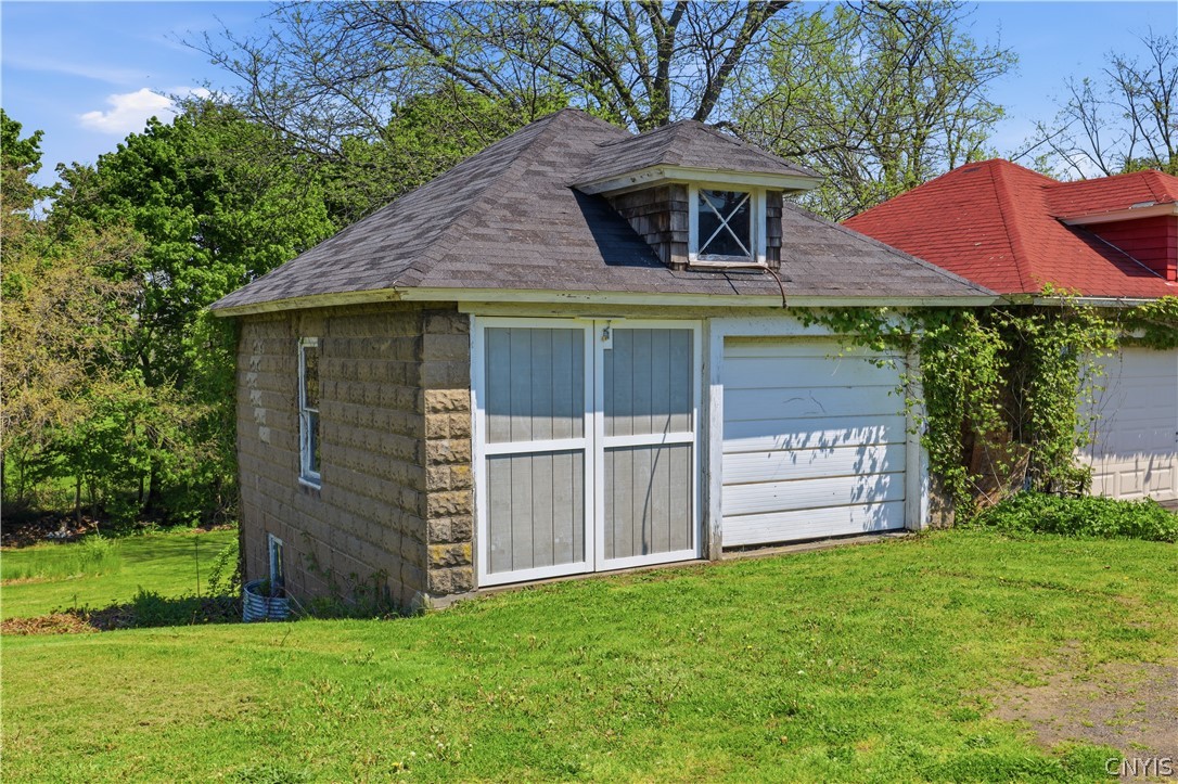 5103 Ridge Road Williamson, NY 14589 - Photo 6 of 29