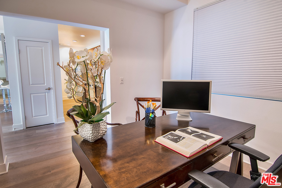 13337 Beach Avenue, Unit 302 Los Angeles, CA 90292 - Photo 18 of 41