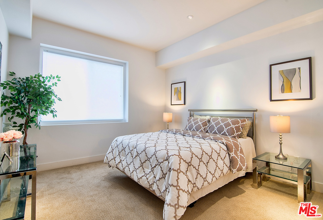 13337 Beach Avenue, Unit 302 Los Angeles, CA 90292 - Photo 20 of 41