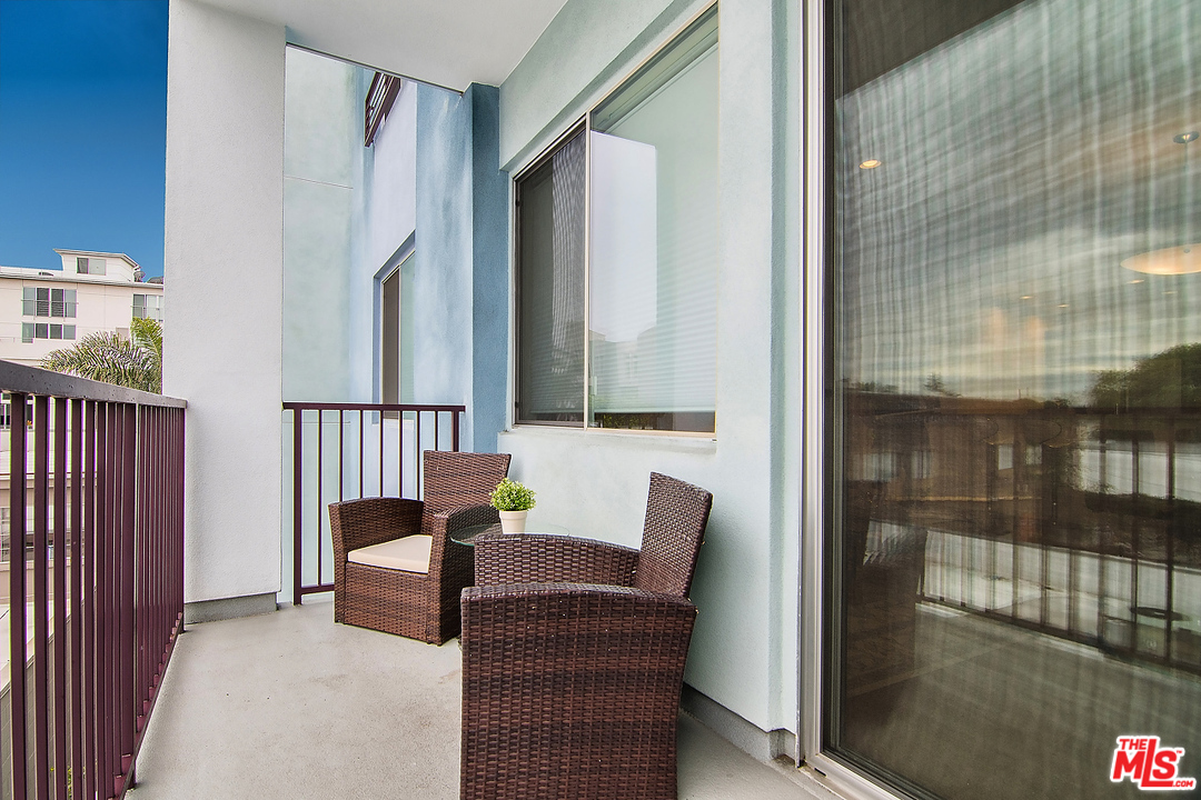 13337 Beach Avenue, Unit 302 Los Angeles, CA 90292 - Photo 33 of 41