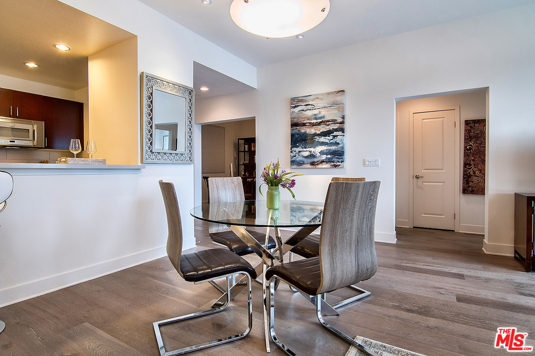 13337 Beach Avenue, Unit 302 Los Angeles, CA 90292 - Photo 10 of 41