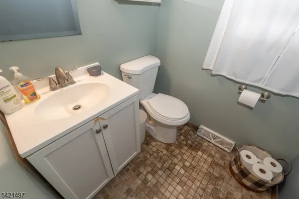$650,000 | 1033 Grove North Brunswick Nj 08902, Unit AB, North Brunswick, NJ 08902