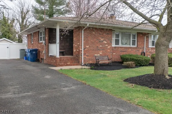 $650,000 | 1033 Grove North Brunswick Nj 08902, Unit AB, North Brunswick, NJ 08902