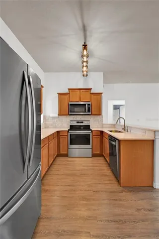 $2,100 | 3828 Hampton Hills Drive, Lakeland, FL 33810