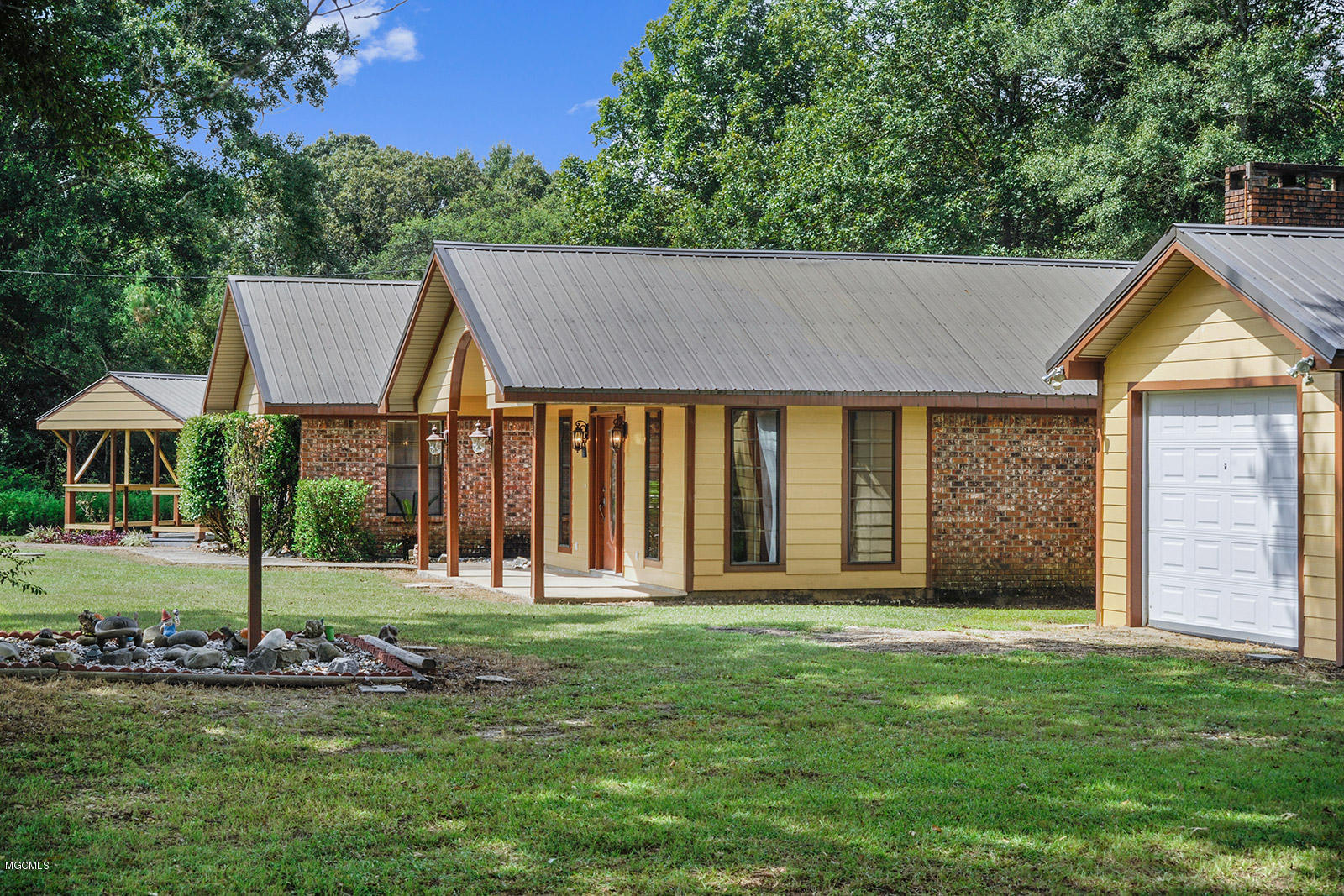 519 Ridge Road Perkinston, MS 39573 - Photo 3 of 25 Front of House