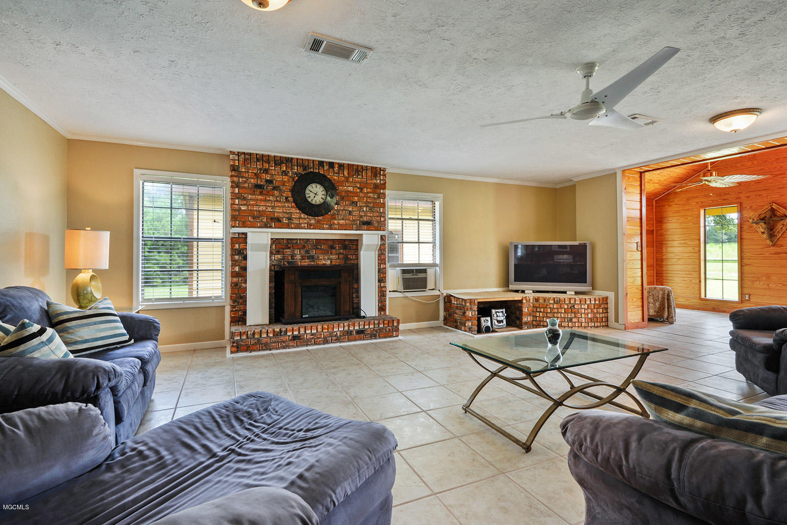 519 Ridge Road Perkinston, MS 39573 - Photo 8 of 25 Living Room
