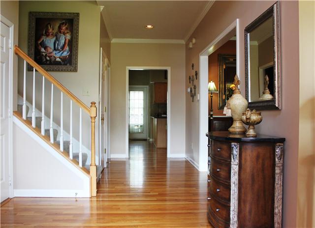 437 Ridgestone Drive Franklin, TN 37064 - Photo 2 of 20 Grand two story foyer w/hardwoods.