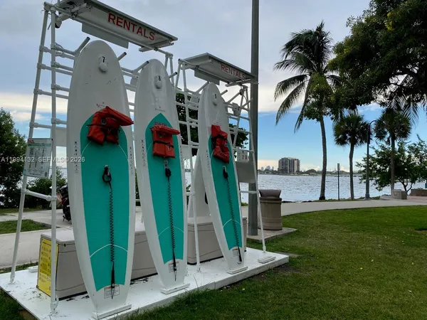 $3,300 | 1750 North Bayshore Drive, Unit 4003, Miami, FL 33132