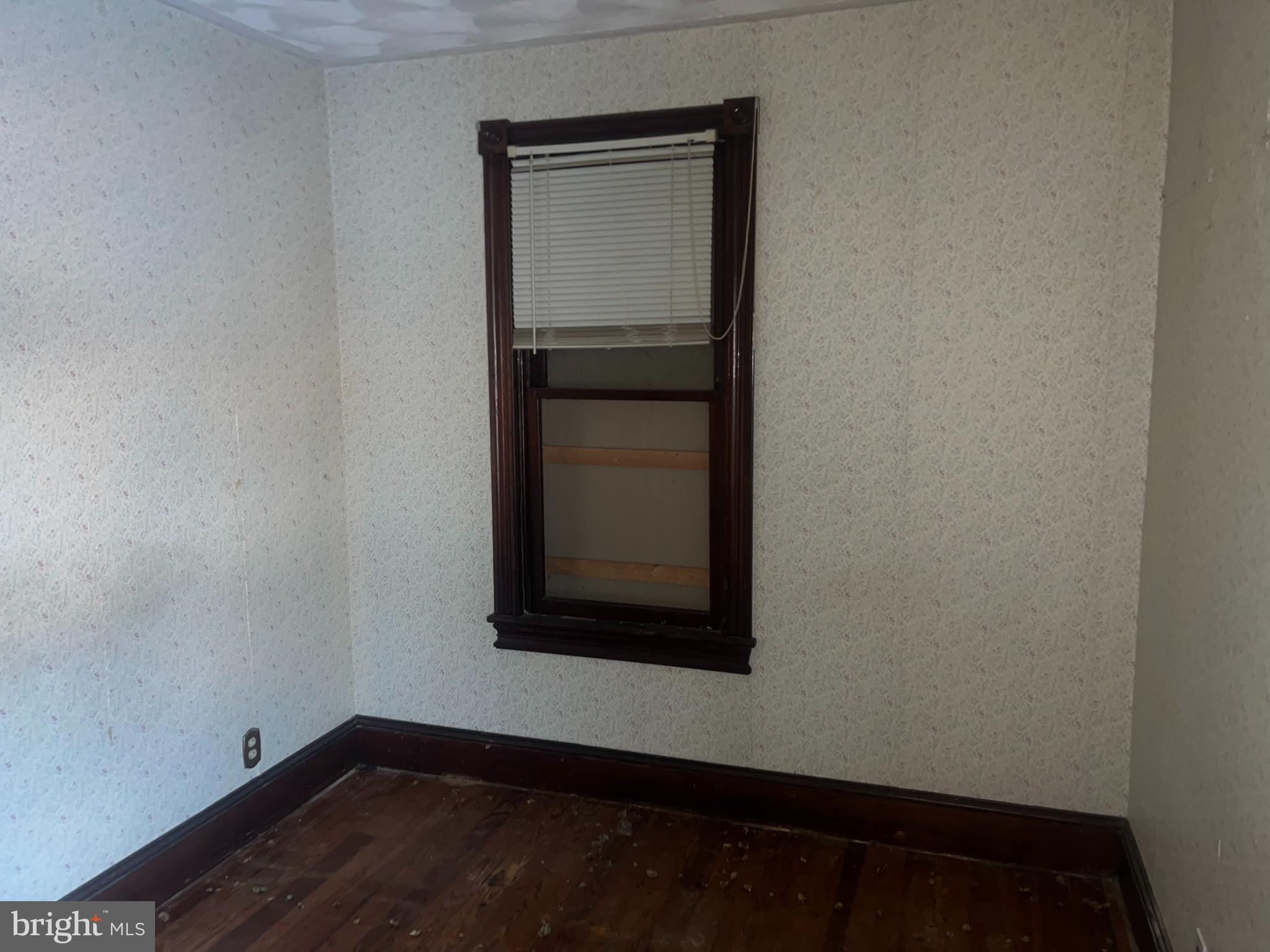 529 Main Street Delta, PA 17314 - Photo 10 of 17 Bedroom 3